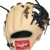 9.5 Inch Rawlings Heart Of The Hide PRO200TR-2C Adult Training Glove